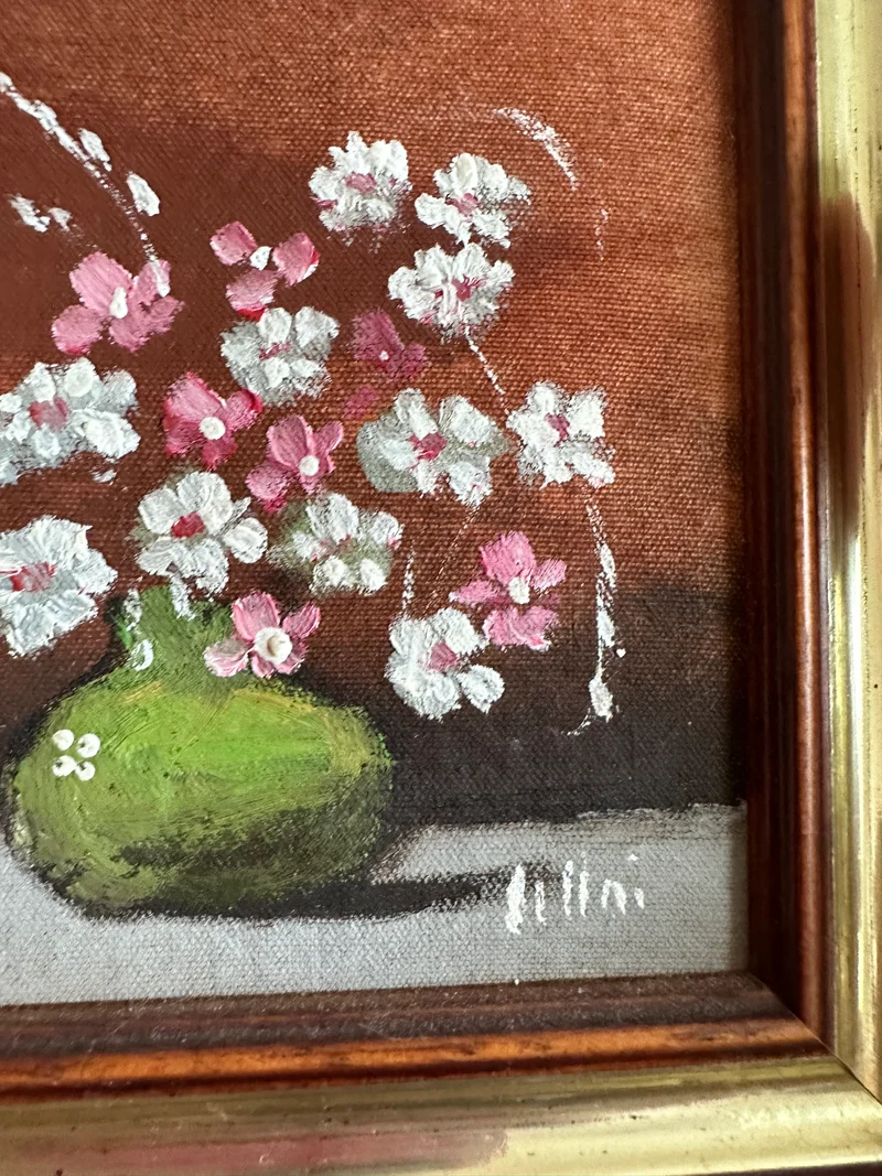 Peinture sur tissu signée fond bordeaux cadre en bois doré
