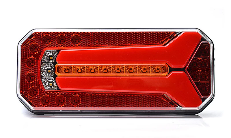 Lampe de remorque arrière combinée avec indicateur dynamique + feu de recul