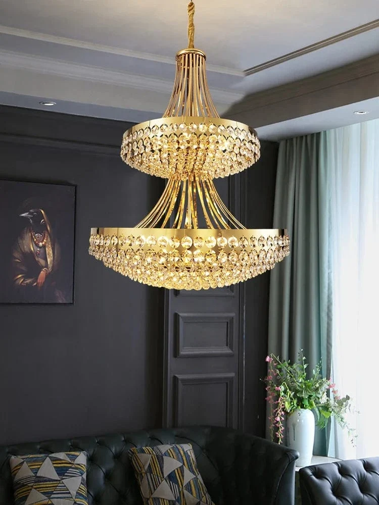 Grande suspension doreée pour Hall