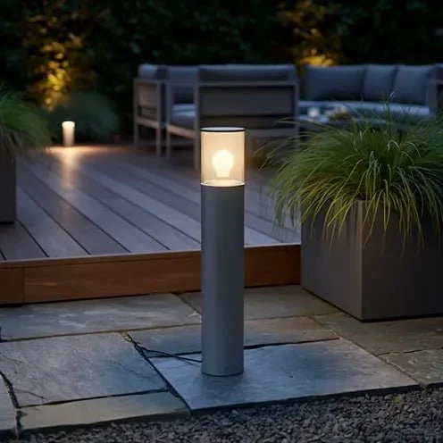 Borne extérieure KILA verre fumé H700 mm – borne lumineuse gris foncé au design élégant