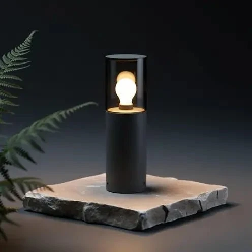 Borne extérieure KILA verre fumé gris foncé H400 : potelet lumineux et décoratif