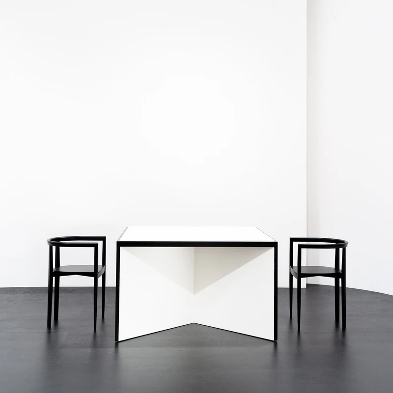 Serax Kubé 1 Table
