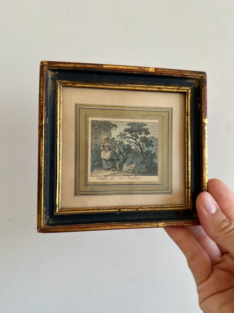 Gravures anciennes dans cadres en bois bleu nuit et or