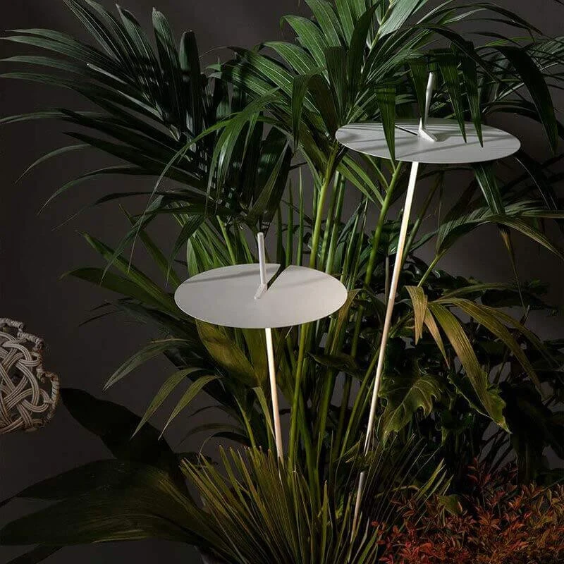 Karman Xana Outdoor Floor Lamp