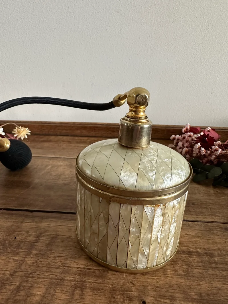 Vaporisateur à parfum en nacre