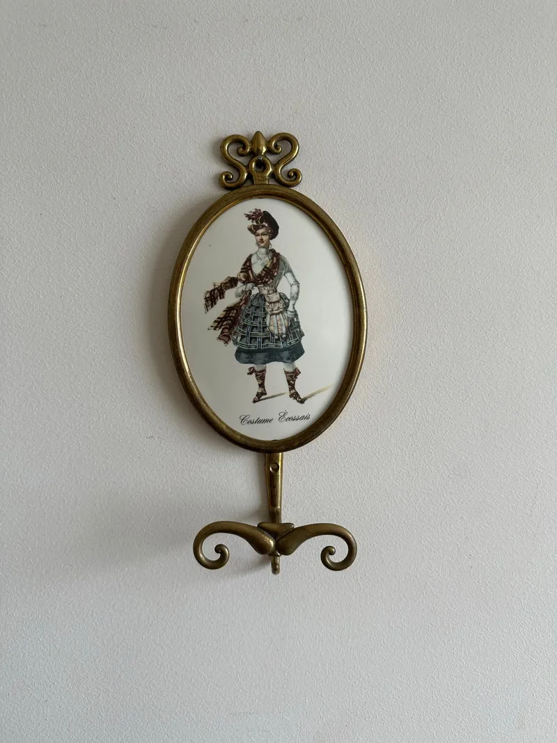 Patères en laiton et porcelaine fabrication italienne.