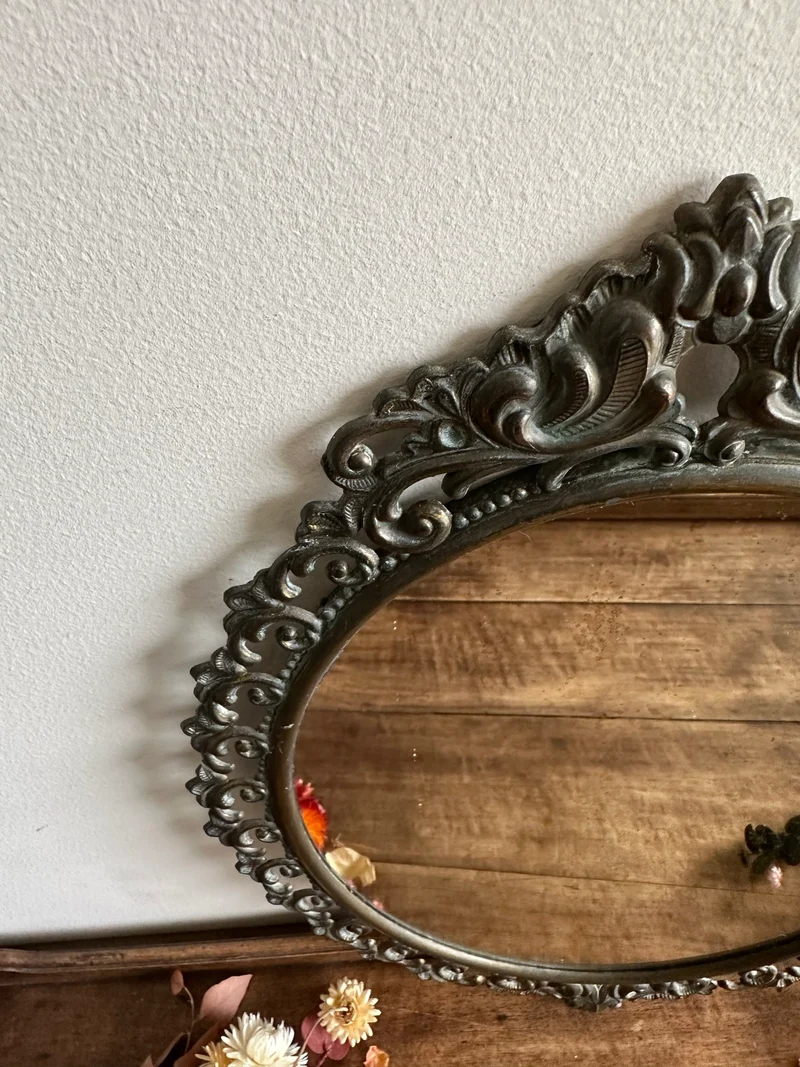 Miroir armature sculptée ajourée