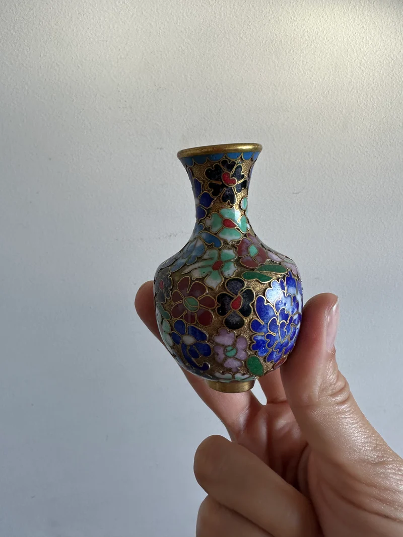 Vase en bronze cloisonné