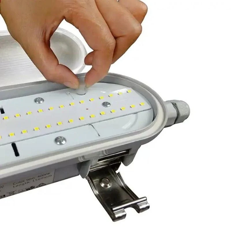 Réglette LED Étanche 150cm 50W 125lm/W IP65 avec Détecteur Intégré