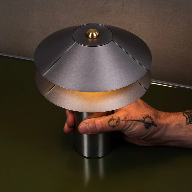 Minale 2Shades Portable Lamp