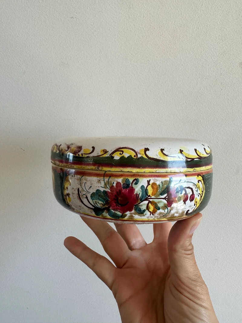 Bonbonnière en porcelaine peinte à la main made in Italy
