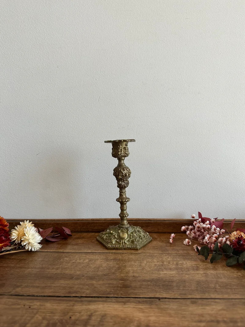 Bougeoir baroque en bronze doré