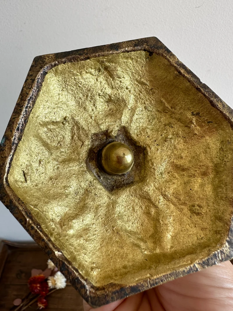 Bougeoir baroque en bronze doré