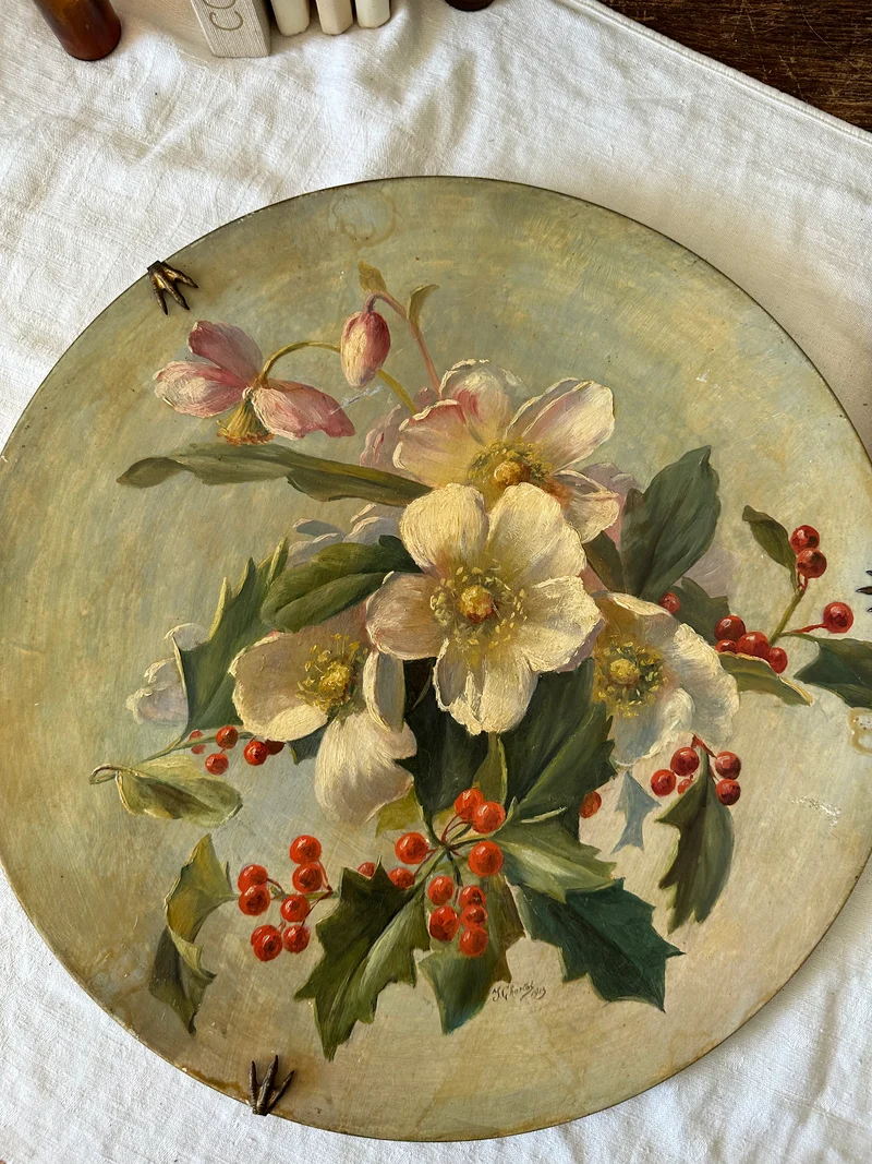 Assiettes décoratives signées 1913