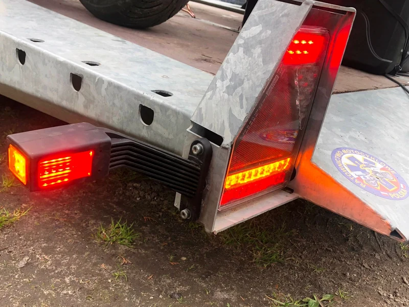 Lampe de remorque arrière 12v / 6 fonctions