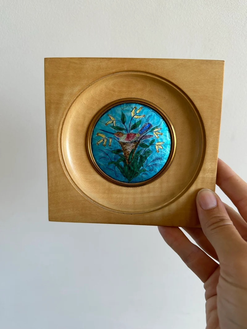 Miniatures emaillées grand feu de Septeuil cadre en bois clair