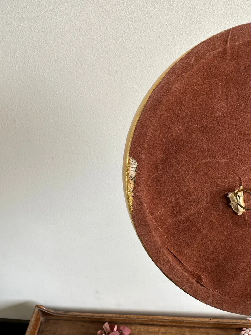 Broderie ronde cadre doré en bois