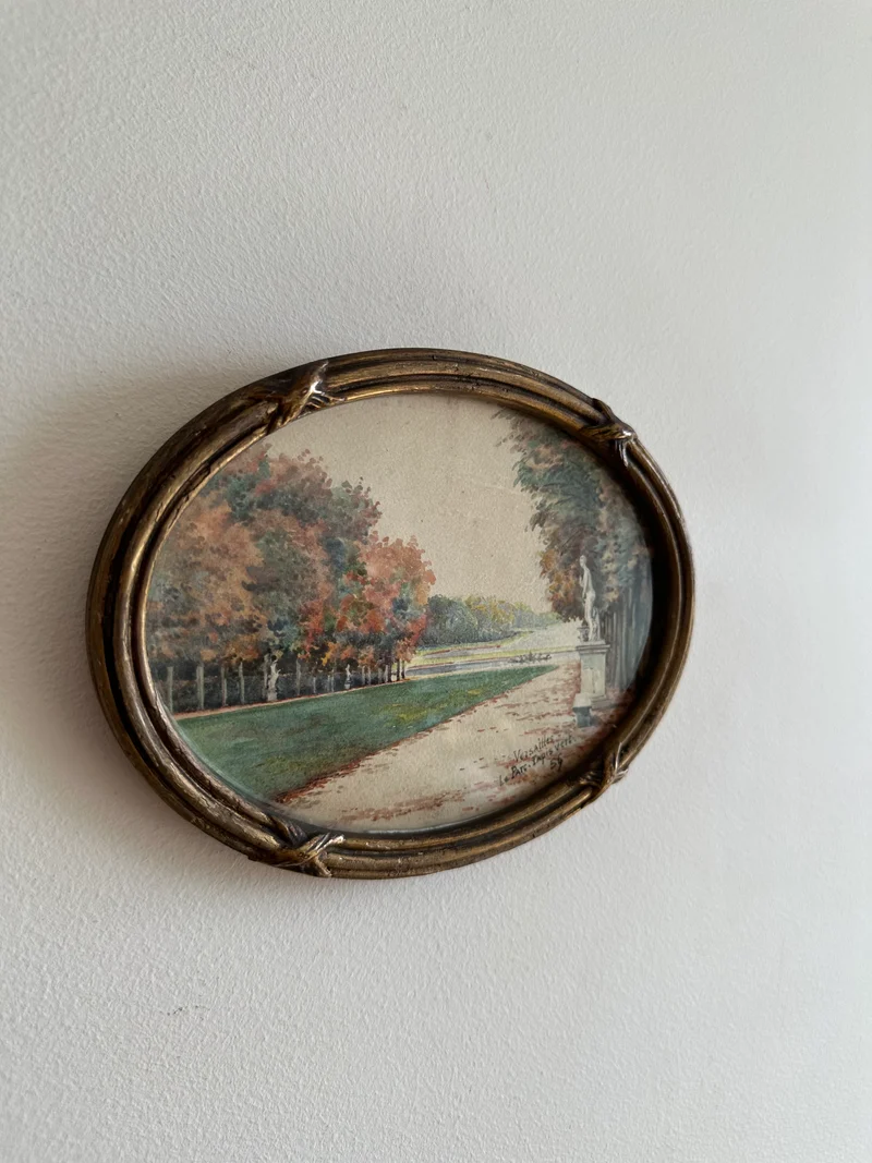Peinture signée représentant le parc de versailles années 20