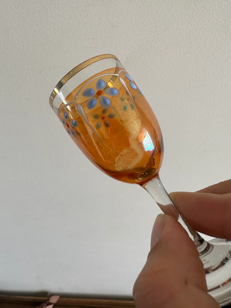 Verres à liqueur sur pied décorés main