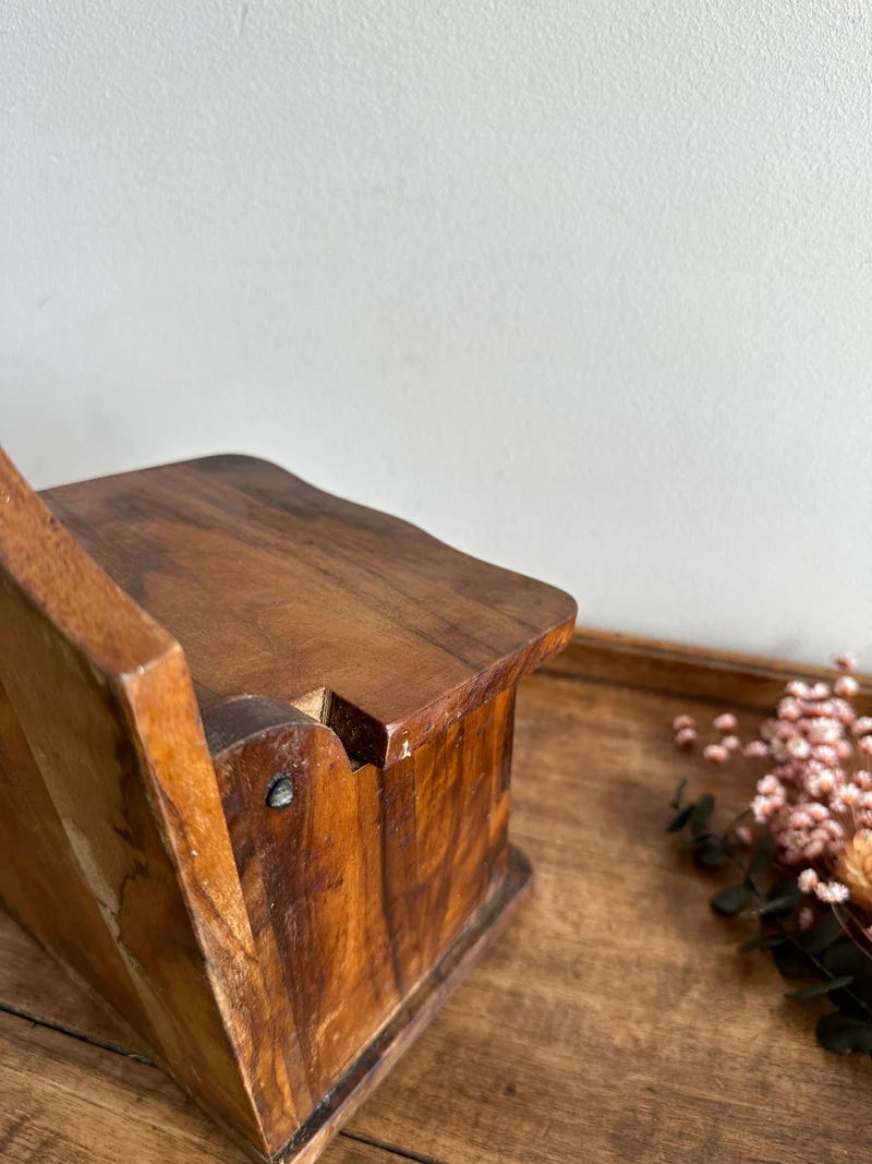 Boite à sel en bois d'olivier