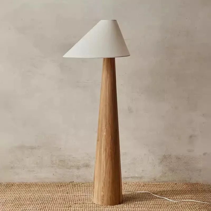 Le Lampadaire en Bois