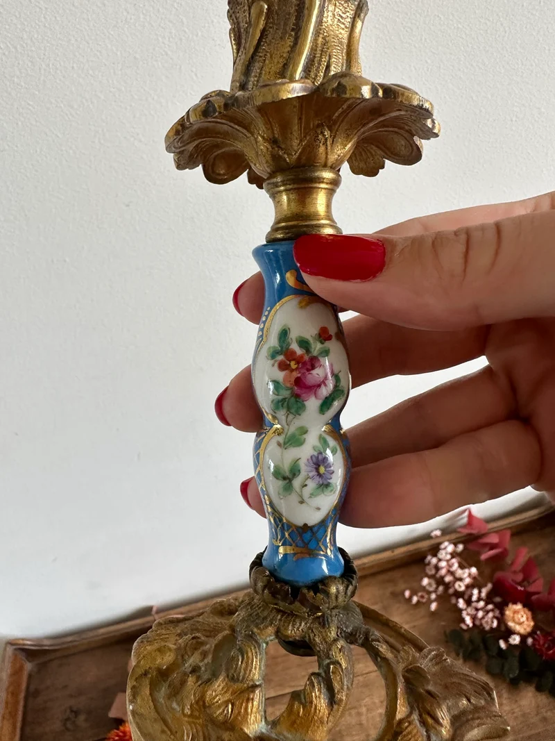 Bougeoir en bronze et porcelaine peinte XIXème