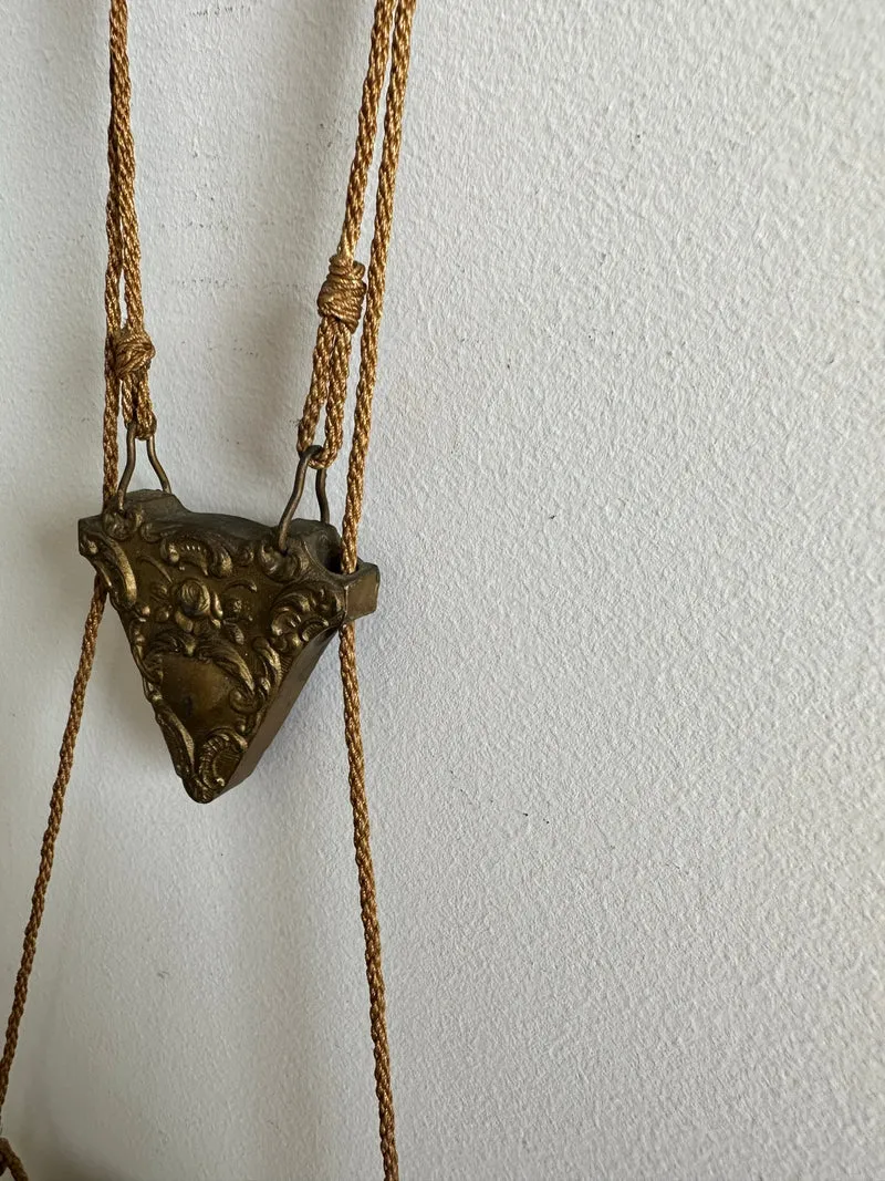 Miroir biseauté structure en métal mordoré suspension corde à levier