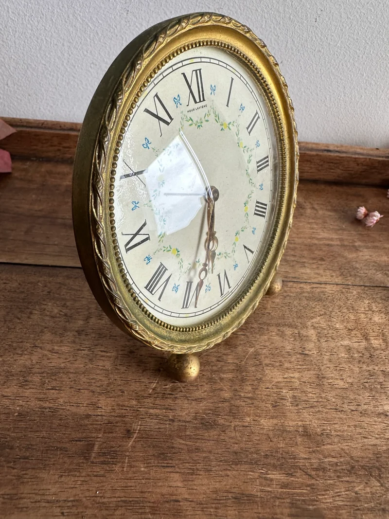 Horloge à poser Hour Lavigne années 1920