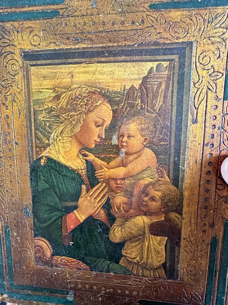 Icône religieuse style florentin La Vierge l'enfant et deux anges dans cadre en bois doré liseré bleu