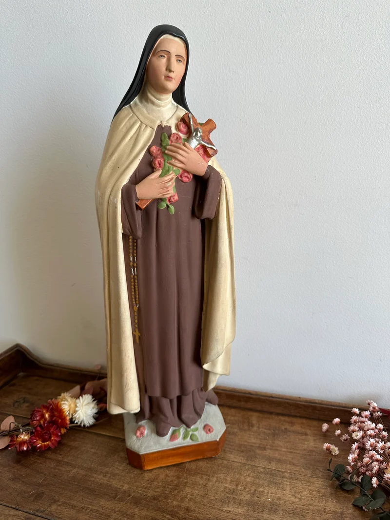 Sainte Thérèse en plâtre grand format années 50