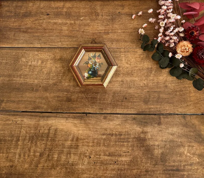 Peinture bouquet de fleurs dans cadre héxagonal
