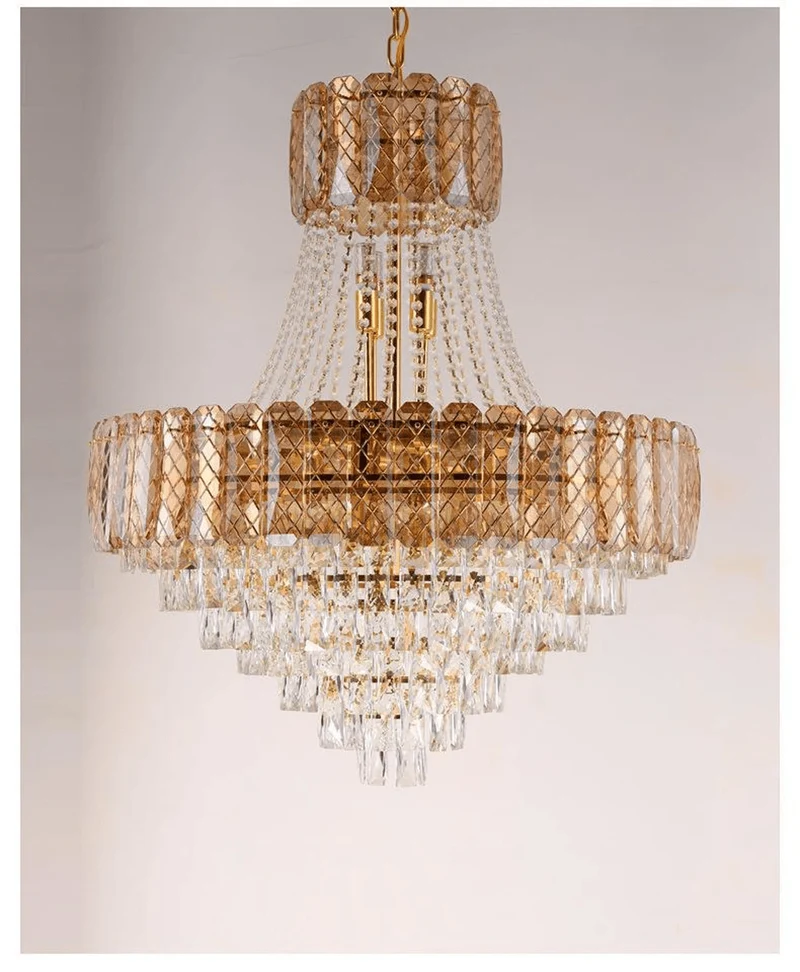 Grand Lustre Dore pour Salon