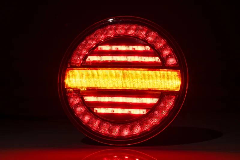 Lampe de remorque ronde de style hamburger Fristom avec indicateur dynamique