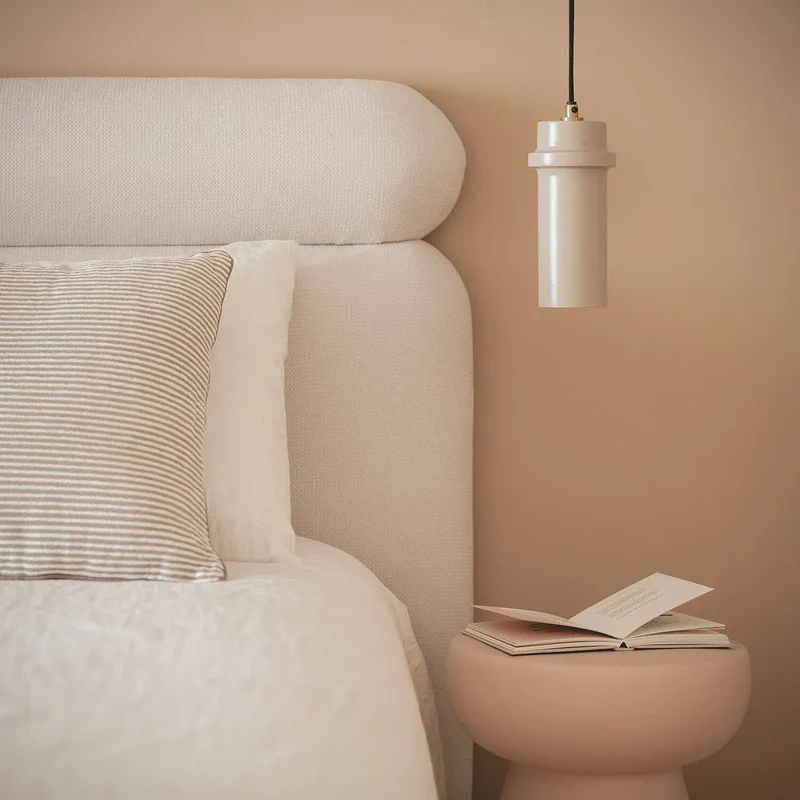 Suspension Coloris Beige et Taupe