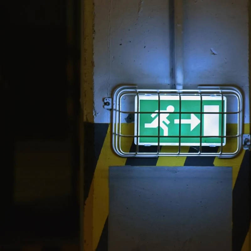Bloc de secours BAES LED Batterie 4 Pictogrammes 4W IP65