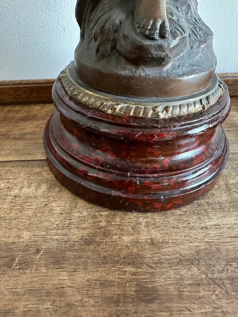 Statue en régule signée Auguste Moreau 1917 - Retour des champs