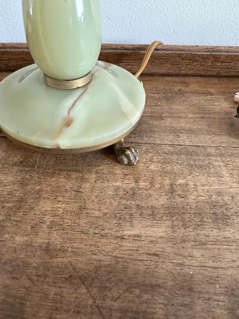 Lampe en onyx avec abat jour en opaline orangée