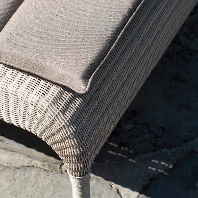 Vincent Sheppard Safi Sunlounger with Arms