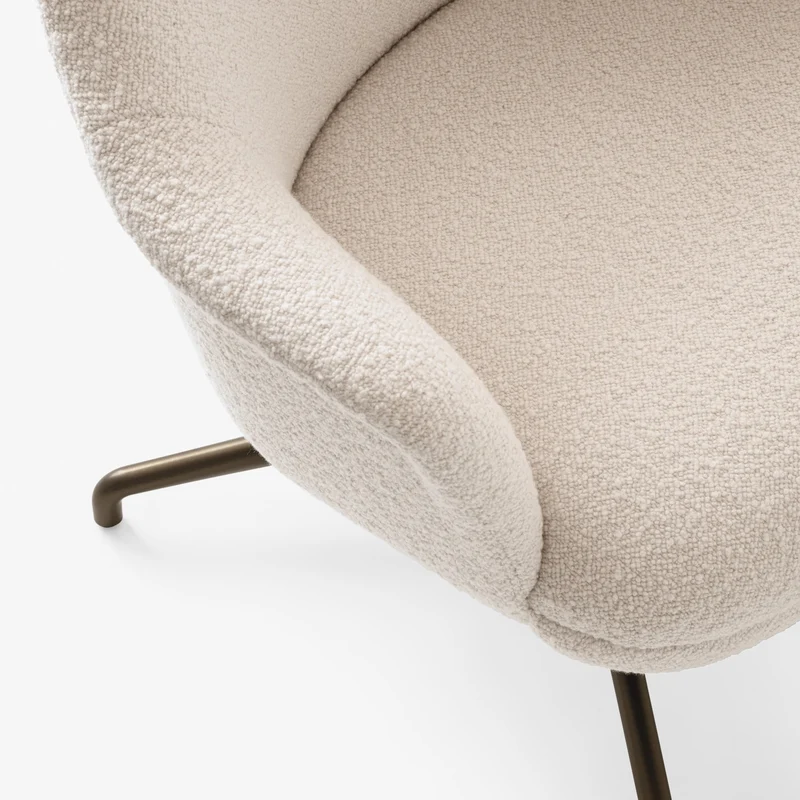 &Tradition Rely Lounge Chair HW139