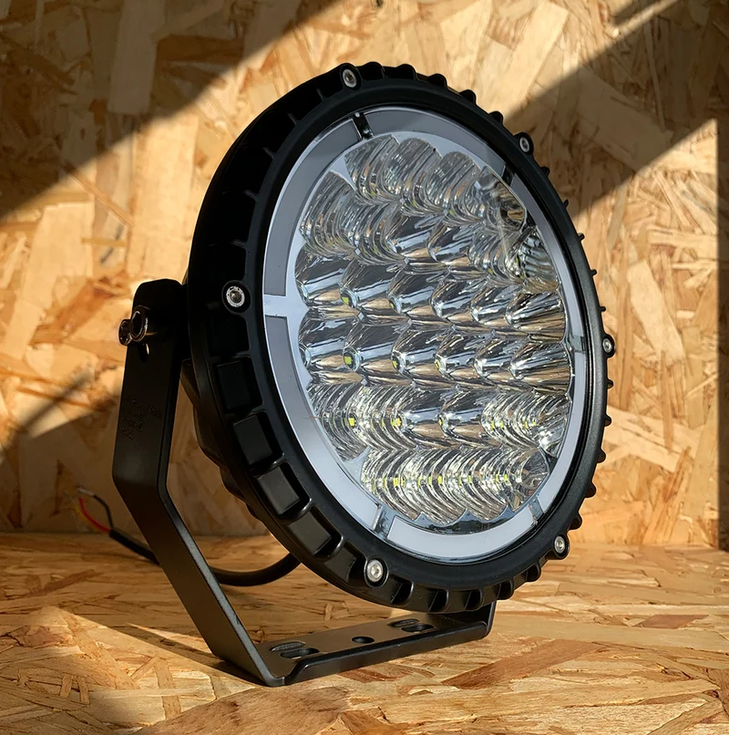 Lampe de conduite à DEL avec halo de feux de position / 7.5"