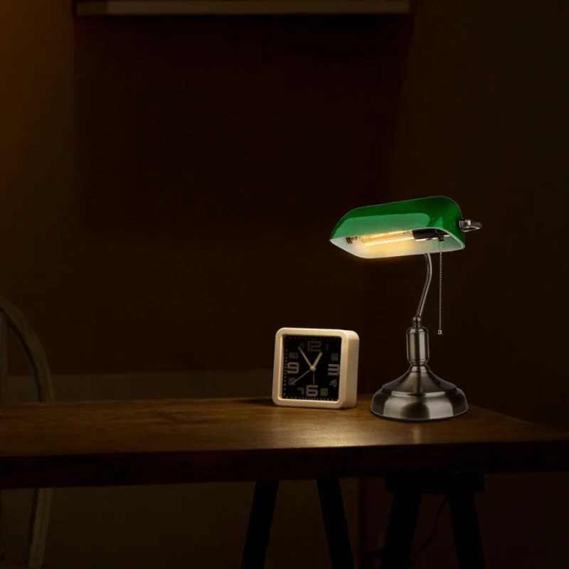 Lampe de Banquier Verte avec Interrupteur pour Ampoule E27 Garantie 5 ans