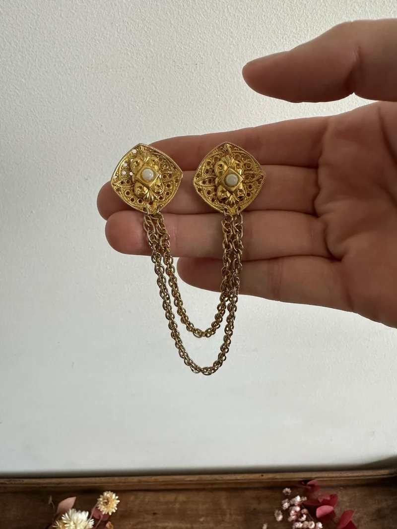 Bijoux fantaisie vintage dorés