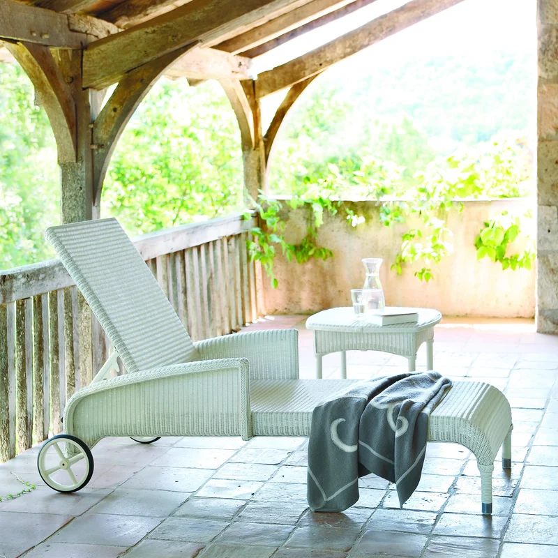 Vincent Sheppard Dovile Sunlounger with Arms