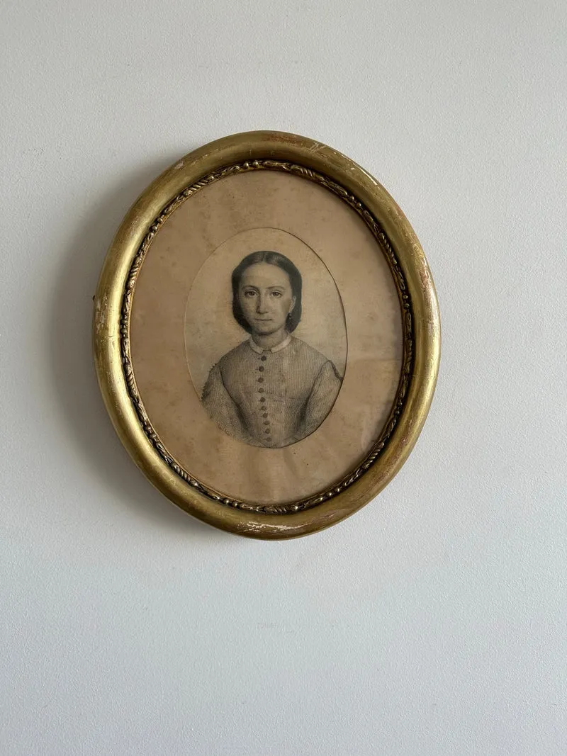 Portrait de jeune fille dans cadre en bois oval 1880
