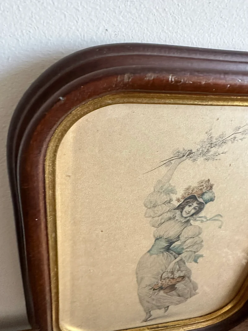 Gravure jeune fille aux fleurs cadre aux bord arrondis