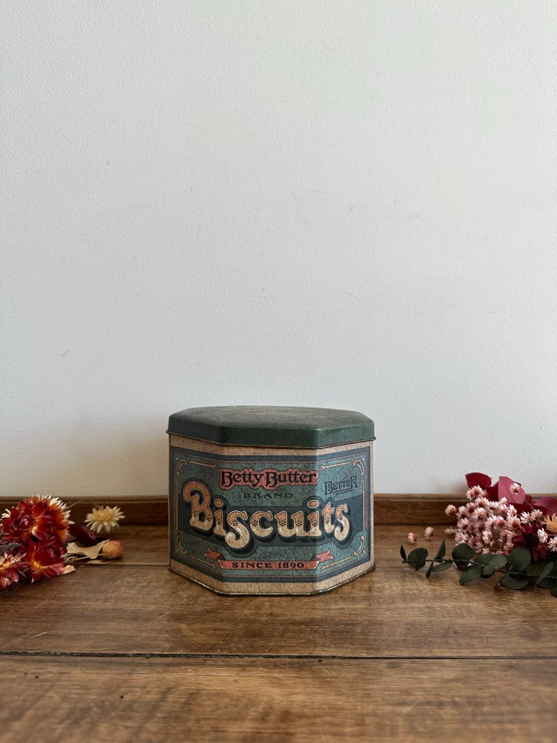 Boite à biscuits en métal Betty butter