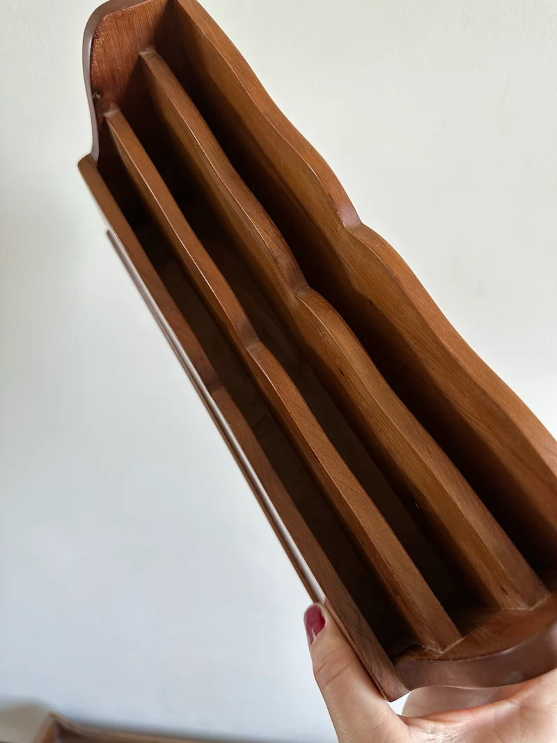 Porte courrier en bois d'olivier naturel