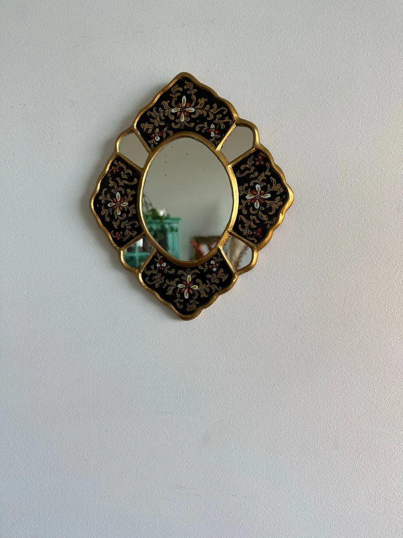 Miroir losange péruvien émaillé noir et or