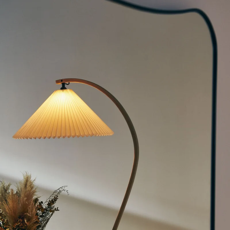 Gubi Timberline Floor Lamp