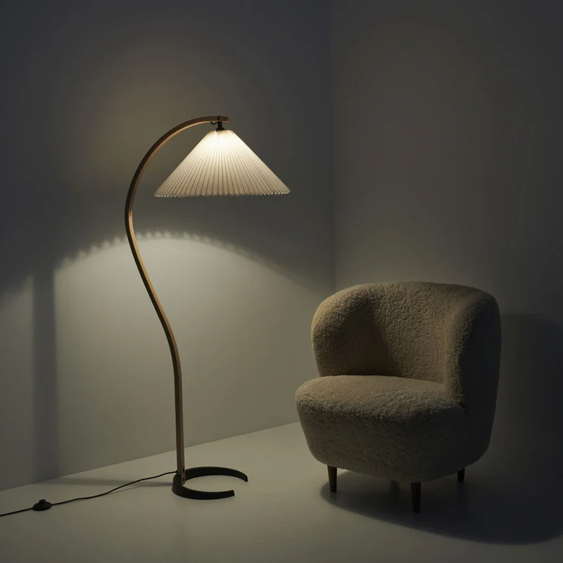 Gubi Timberline Floor Lamp